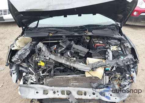 2015 Ford Focus Se z USA, uszkodzony, nr VIN 1FADP3K20FL264121